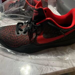 Authenticity Guarantee
Nike Kobe Black Mamba Instinct University Size 10.5